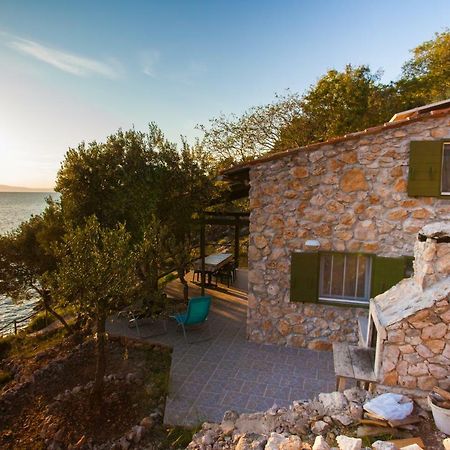 Buc-Vila Nada Villa Cres Buitenkant foto